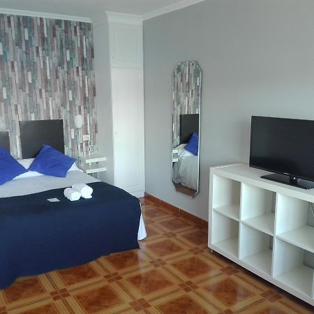 Aparthotel Corcubion Playa De Quenxe Экстерьер фото