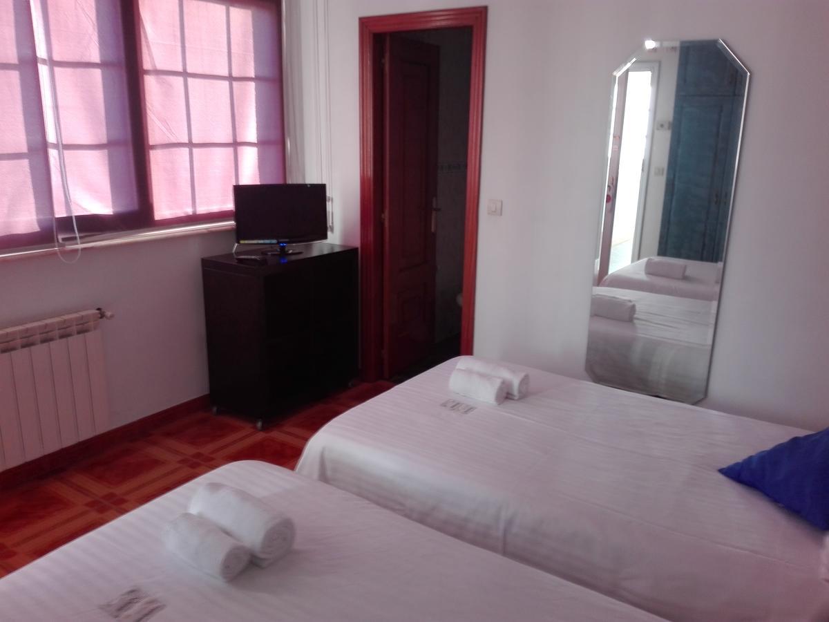 Aparthotel Corcubion Playa De Quenxe Экстерьер фото