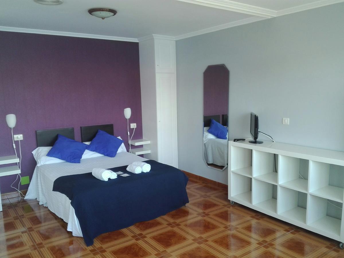Aparthotel Corcubion Playa De Quenxe Экстерьер фото