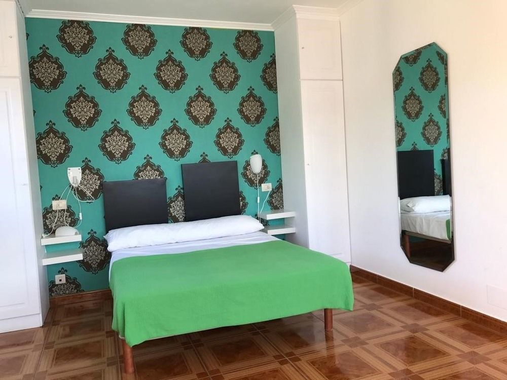 Aparthotel Corcubion Playa De Quenxe Экстерьер фото
